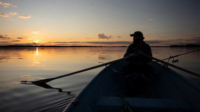 Suomen Luonto on nyt somen suurin aikakausmedia. Lehden verkkotuottajat Annakaisa Vänttinen ja Roosa Roivainen paljastavat, mistä suuri somesuosio johtuu ja jakavat viisi vinkkiä koukuttavan somen tekemiseen.
